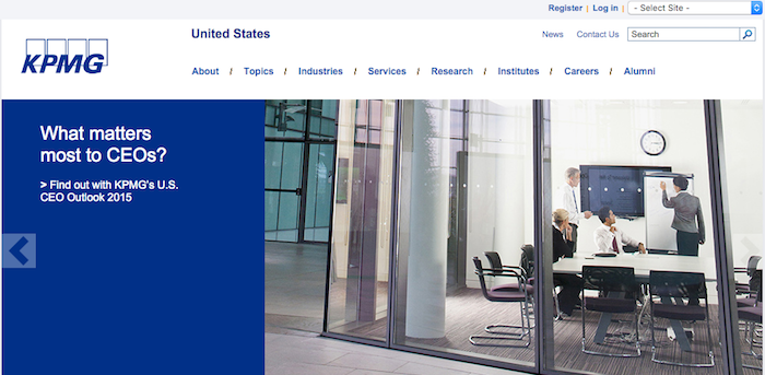 非効率的なプルダウンメニューだったKPMGのWebサイトのグローバルゲートウェイ