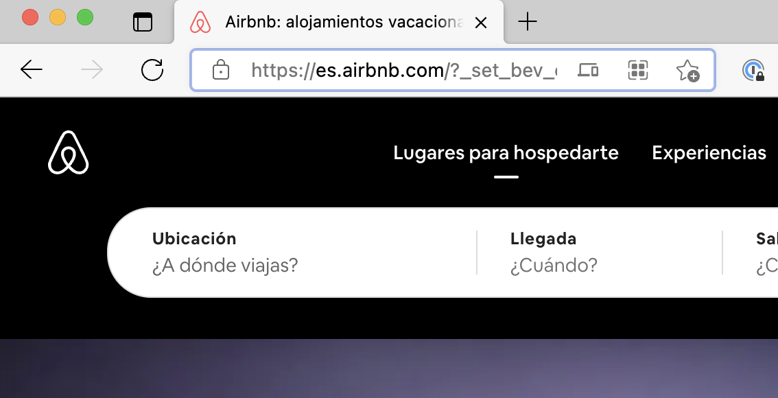 Airbnbのサイト。es.aibnb.comというドメインを用いている。